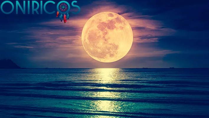 soñar con luna - oniromancia