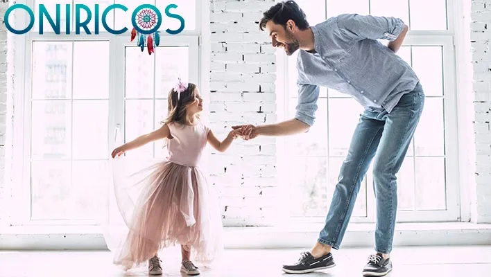 significado de Soñar con bailar con familiares