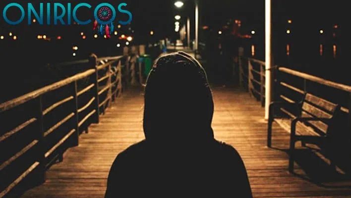 soñar con caminar de noche - oniromancia