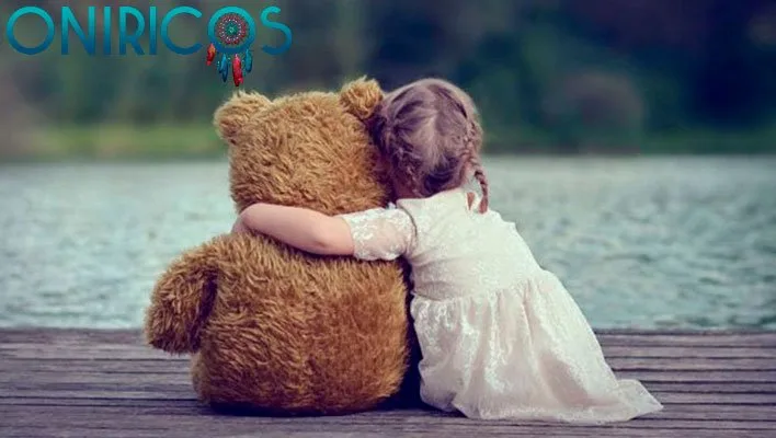 soñar con abrazar un amigo - oniromancia