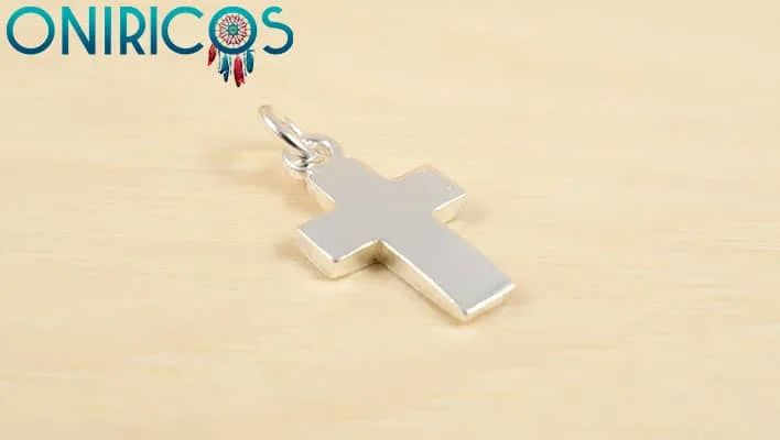 soñar con una cruz de plata - oniromancia