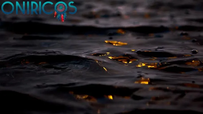 soñar con agua negra - oniromancia